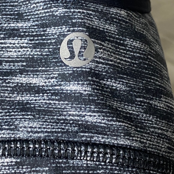 Lululemon Drop It Like It's Hot Sports Bra Size 6 - Picture 14 of 16